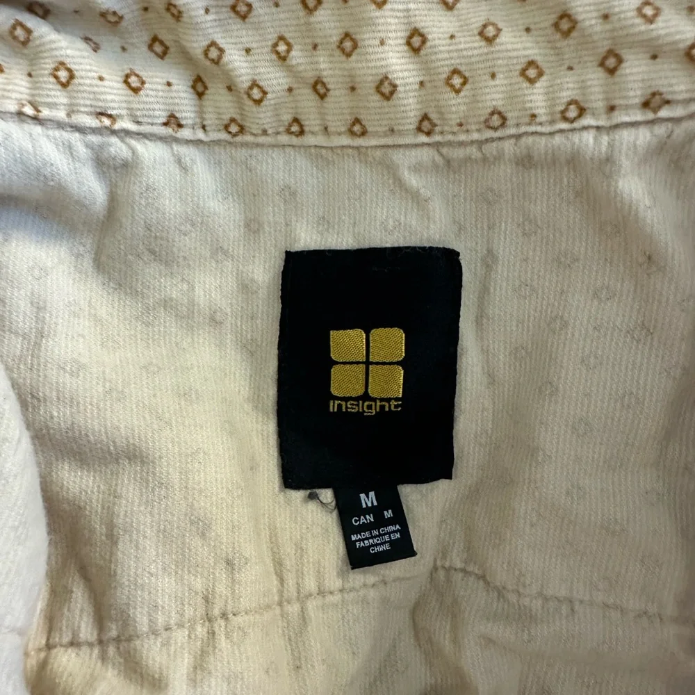 Cutest Button Up! - Picture 4 of 4